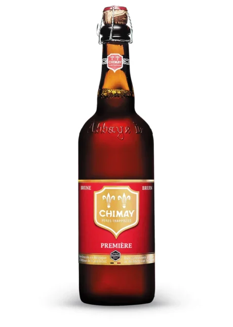Botella de Cerveza Chimay Roja trapense de la Abadía de Scourmont en Chimay, Bélgica
