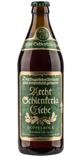 Botella de cerveza ahumada Schlenkerla Rauchbier Doppelbock con etiqueta tradicional de Bamberg