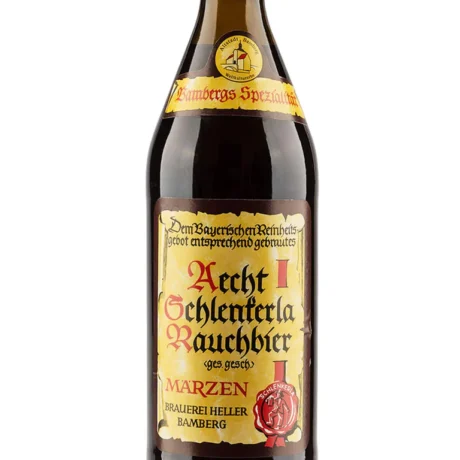 Botella de cerveza Schlenkerla Rauchbier Märzen ahumada de Bamberg